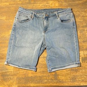 Calvin Klein shorts size 10